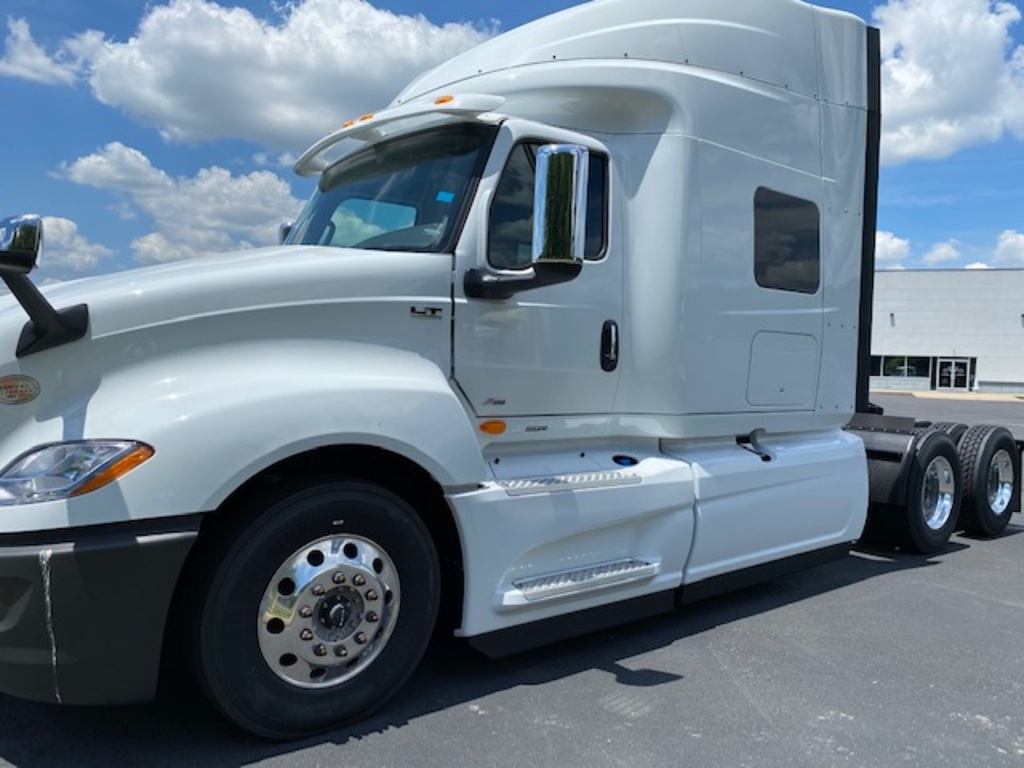2020 INTERNATIONAL LT 625 Tandem Axle Sleeper
