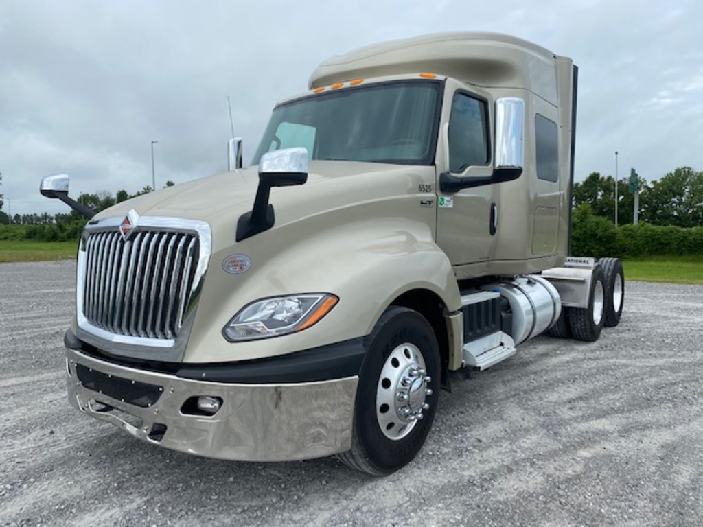 2019 INTERNATIONAL LT625 Tandem Axle Sleeper