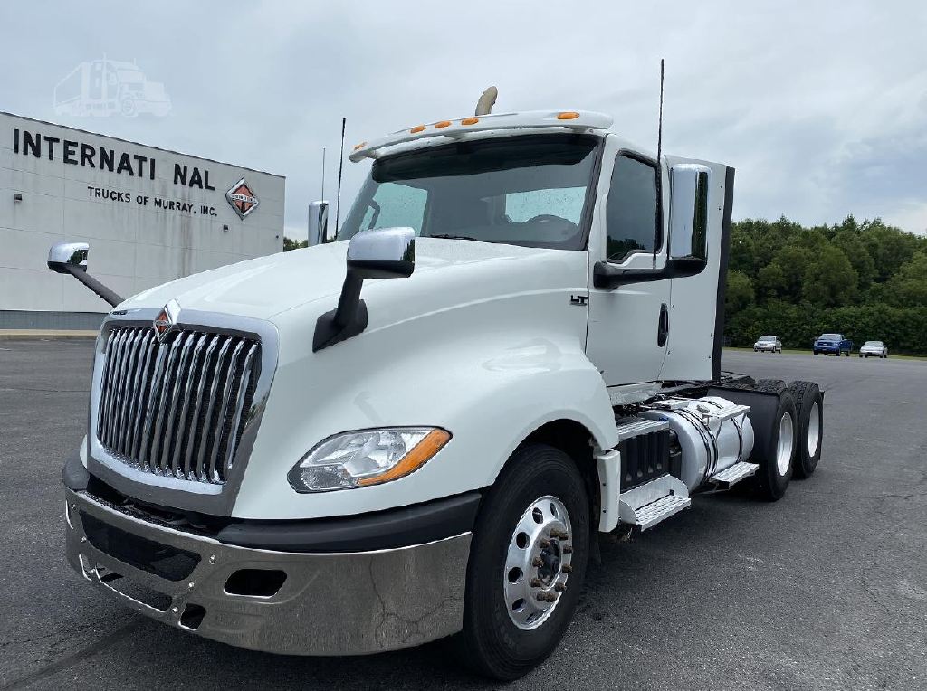 2019 INTERNATIONAL LT Tandem Axle Daycab