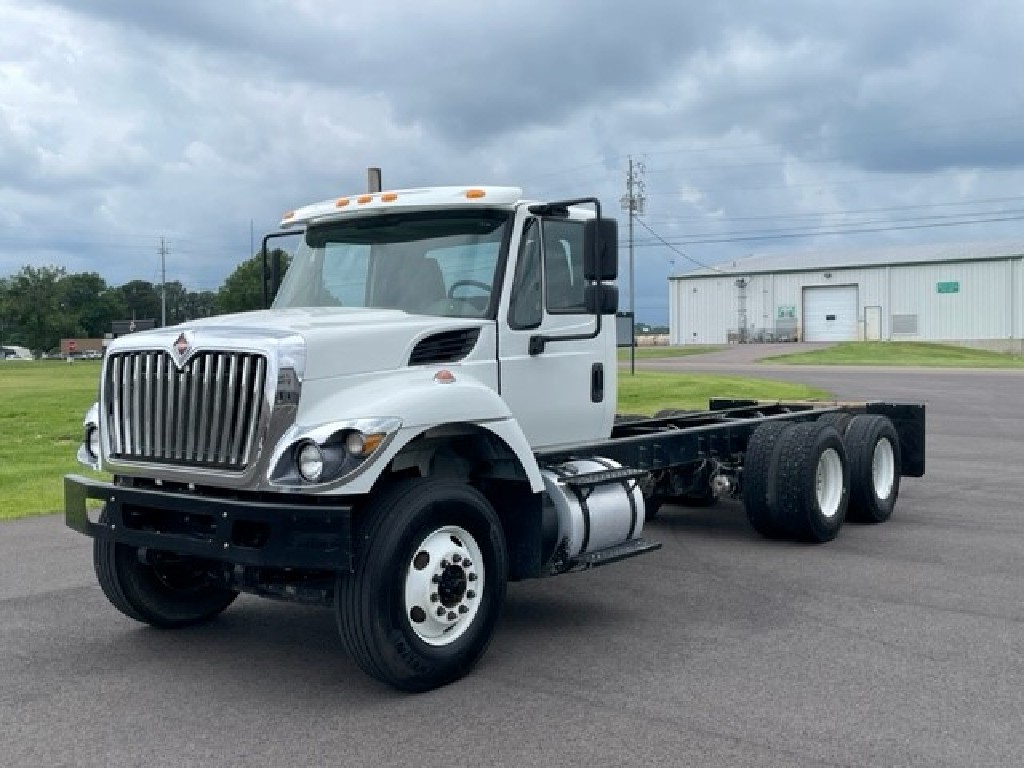 2016 INTERNATIONAL Workstar Tandem Axle Daycab