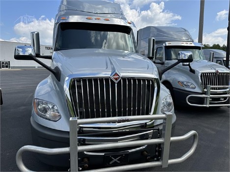USED 2021 INTERNATIONAL LT 625 TANDEM AXLE SLEEPER TRUCK #1252-2
