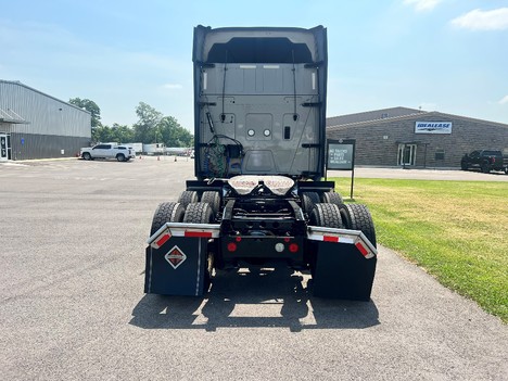 USED 2019 INTERNATIONAL LT SINGLE AXLE SLEEPER TRUCK #1253-7