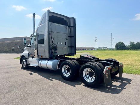 USED 2019 INTERNATIONAL LT SINGLE AXLE SLEEPER TRUCK #1253-8