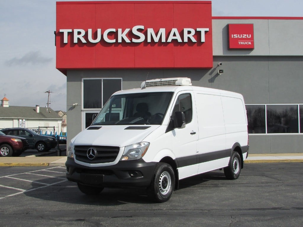 2016 Mercedes Benz Sprinter 2500 Reefer Truck For 11331 Used 2016 Mercedes Benz Sprinter 2500 Reefer Truck 11331