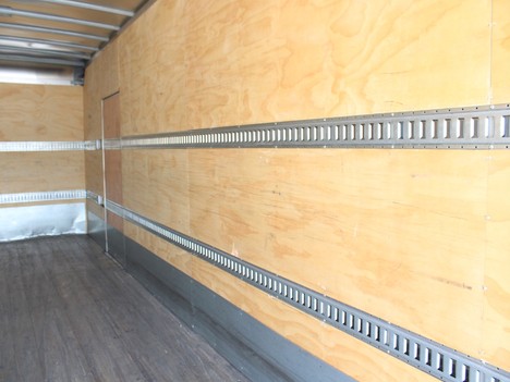 USED 2019 ISUZU FTR BOX VAN TRUCK #11406-13