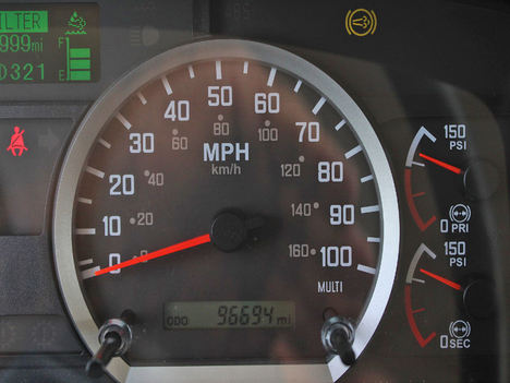 USED 2019 ISUZU FTR BOX VAN TRUCK #11406-21
