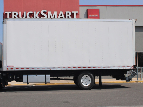 USED 2019 ISUZU FTR BOX VAN TRUCK #11406-6