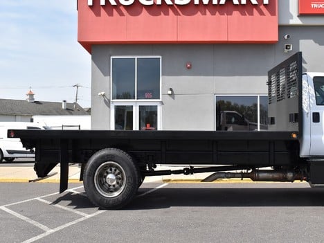 USED 2018 FORD F650 FLATBED TRUCK #12361-7