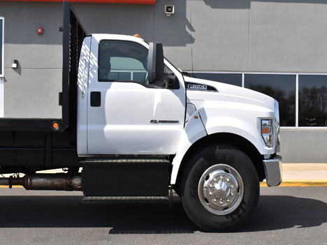 USED 2018 FORD F650 FLATBED TRUCK #12361-8
