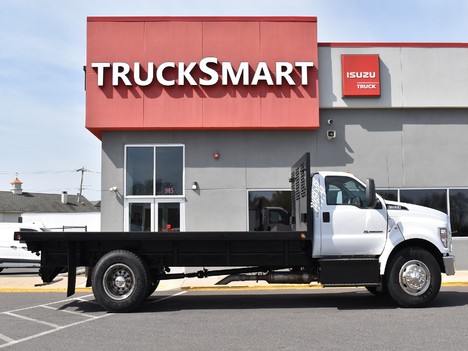 USED 2018 FORD F650 FLATBED TRUCK #12361-9
