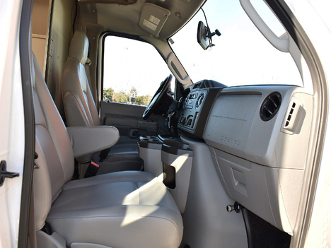 USED 2019 FORD E450 SERVICE - UTILITY TRUCK #12980-26