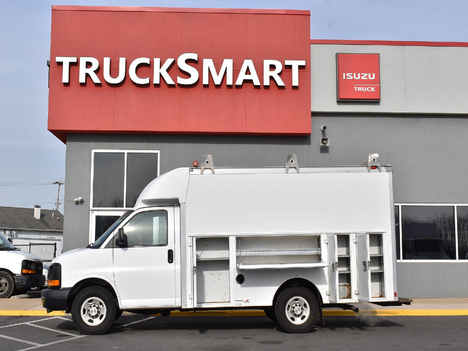 USED 2014 CHEVROLET EXPRESS 3500 CUTAWAY CUBE TRUCK #13017-5