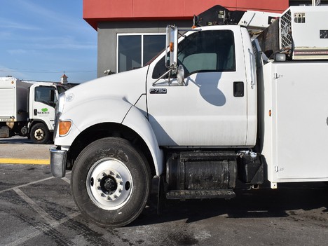 USED 2012 FORD F750 SERVICE - UTILITY TRUCK #13058-8