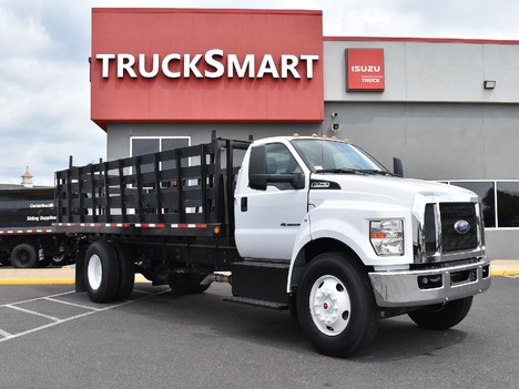 USED 2017 FORD F750 FLATBED TRUCK #13178-3