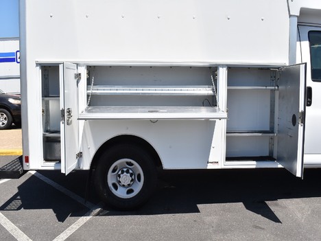 USED 2019 CHEVROLET EXPRESS 3500 CUTAWAY CUBE TRUCK #13183-9