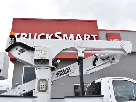 USED 2018 RAM 5500 BUCKET BOOM TRUCK #13192-18