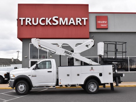 USED 2018 RAM 5500 BUCKET BOOM TRUCK #13192-6