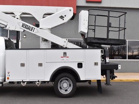 USED 2018 RAM 5500 BUCKET BOOM TRUCK #13192-8