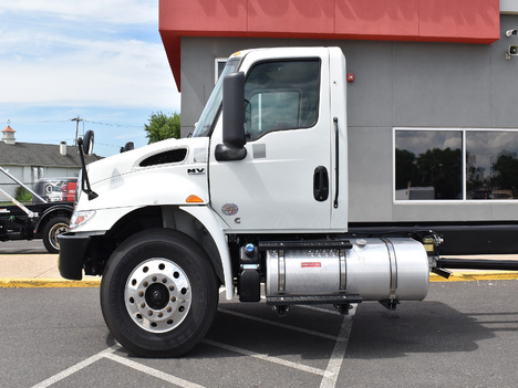 USED 2022 INTERNATIONAL MV CAB CHASSIS TRUCK #13233-5
