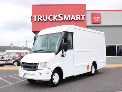 USED 2016 ISUZU REACH CARGO VAN TRUCK #13301