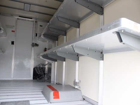 USED 2016 ISUZU REACH STEP VAN TRUCK #13314-9