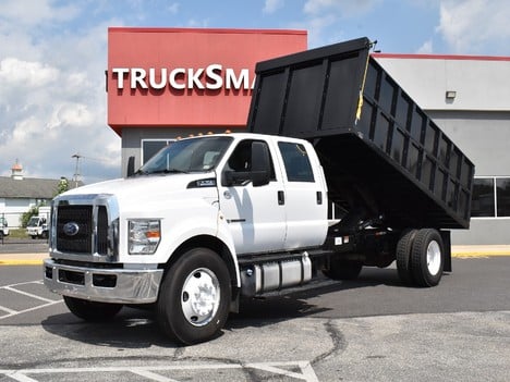 USED 2017 FORD F750 LANDSCAPE TRUCK #13337