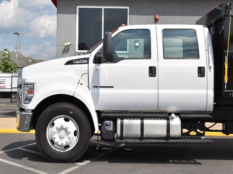 USED 2017 FORD F750 LANDSCAPE TRUCK #13337-6