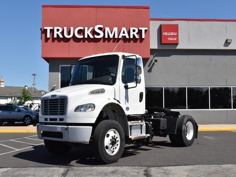 USED 2016 FREIGHTLINER M2 106 DAYCAB TRUCK #13341