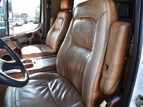 USED 2007 FREIGHTLINER M2 106 TOTER TRUCK #13346-17