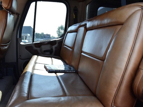 USED 2007 FREIGHTLINER M2 106 TOTER TRUCK #13346-19