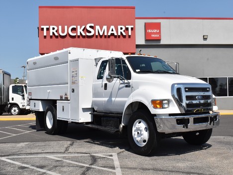 USED 2015 FORD F750 LANDSCAPE TRUCK #13361-4