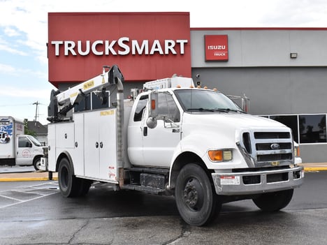 USED 2015 FORD F750 SERVICE - UTILITY TRUCK #13429