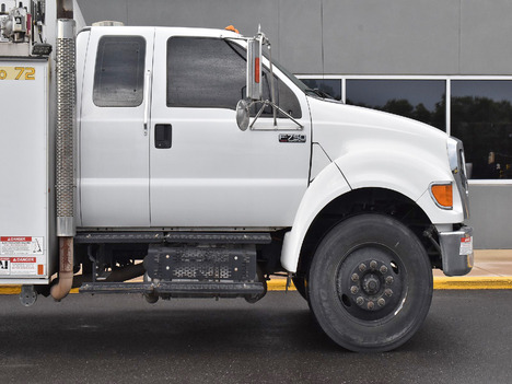USED 2015 FORD F750 SERVICE - UTILITY TRUCK #13429-15