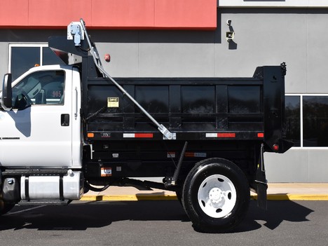 USED 2019 FORD F750 DUMP TRUCK #13442-10
