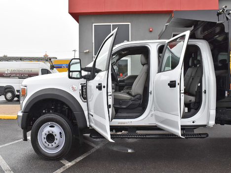 USED 2022 FORD F550 LANDSCAPE TRUCK #13488-9