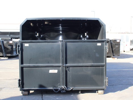 NEW SWITCH-N-GO 12FT. CHIPPER BODY W/REM SWITCH-N-GO BODY TRUCK BODY #13560-4