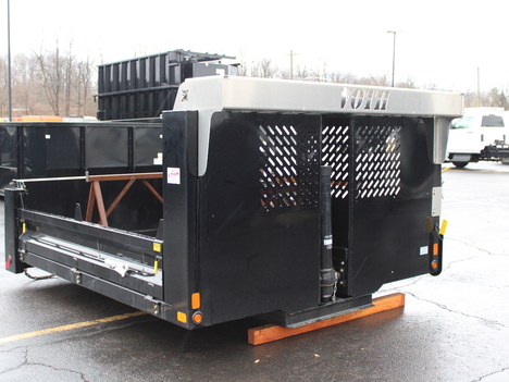 NEW VOTH BODIES 9'9FT. STEEL DUMP DUMP BODY TRUCK BODY #13579-8