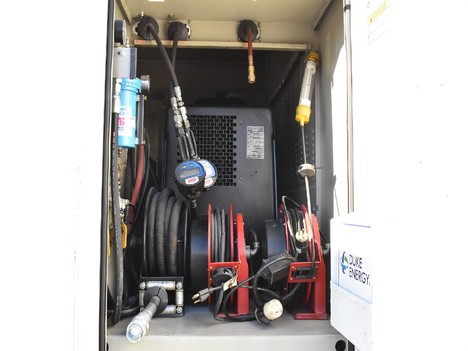 USED 2011 FORD F550 SERVICE - UTILITY TRUCK #13605-21