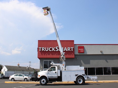 USED 2007 FORD F750 BUCKET BOOM TRUCK #13611-4