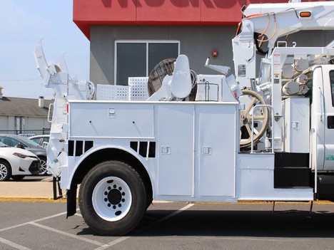 USED 2007 FORD F750 SERVICE - UTILITY TRUCK #13612-12
