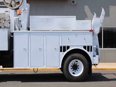 USED 2007 FORD F750 SERVICE - UTILITY TRUCK #13612-9