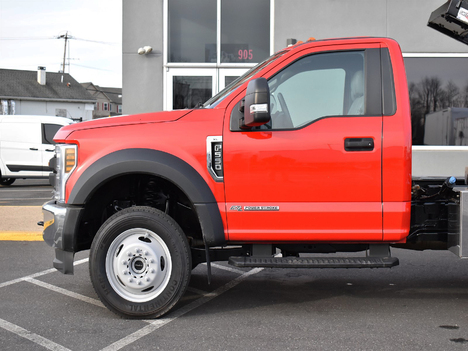USED 2018 FORD F550 DUMP TRUCK #13622-6