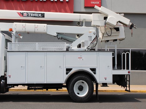 USED 2015 FREIGHTLINER M2 106 SERVICE - UTILITY TRUCK #13676-8