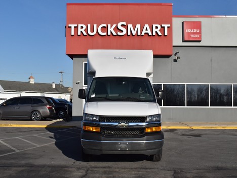 USED 2021 CHEVROLET EXPRESS 3500 CUTAWAY CUBE TRUCK #13689-2