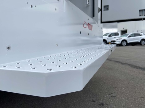 NEW VOTH BODIES WALK-IN SERVICE BODY TRUCK BODY #13734-17