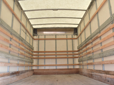 USED 2018 ISUZU NPR-XD BOX VAN TRUCK #13761-11