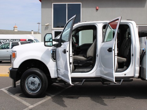 USED 2021 FORD F350 SERVICE - UTILITY TRUCK #13824-7