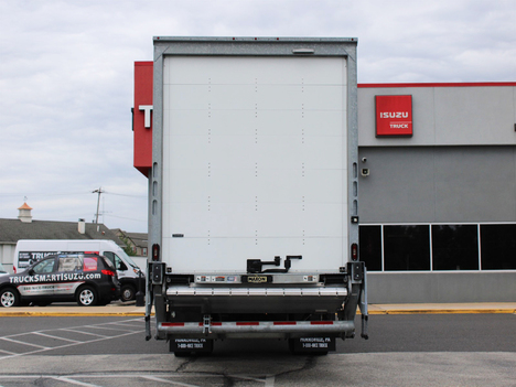 USED 2018 FREIGHTLINER M2 106 BOX VAN TRUCK #13850-10