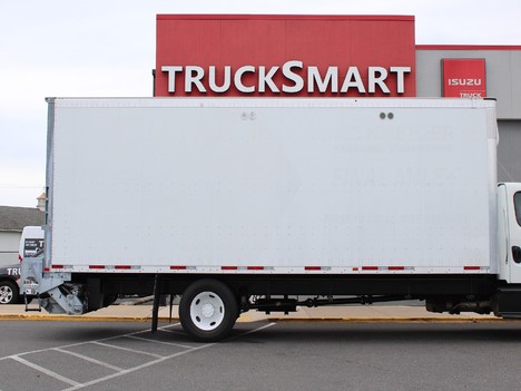USED 2018 FREIGHTLINER M2 106 BOX VAN TRUCK #13850-7