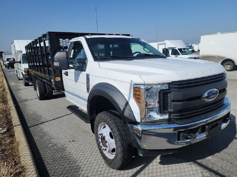 USED 2018 FORD F550 STAKE BODY TRUCK #13853-3